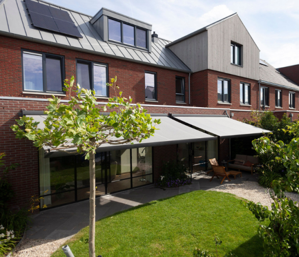 Buitenzonwering van Suncircle - knikarmscherm
