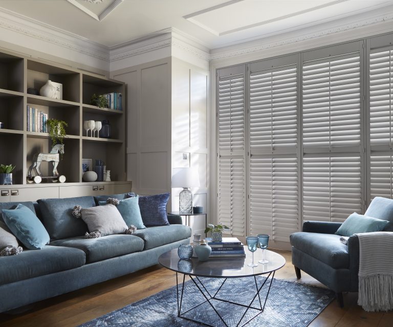 Luxaflex Shutters donkere raamdecoratie