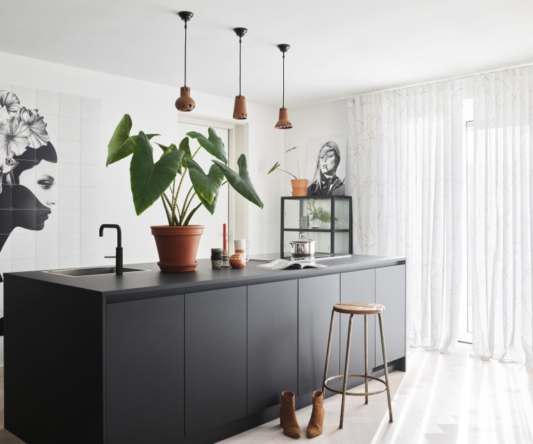 De juiste confectie voor perfecte gordijnen vind je bij de Woonspecialist!a