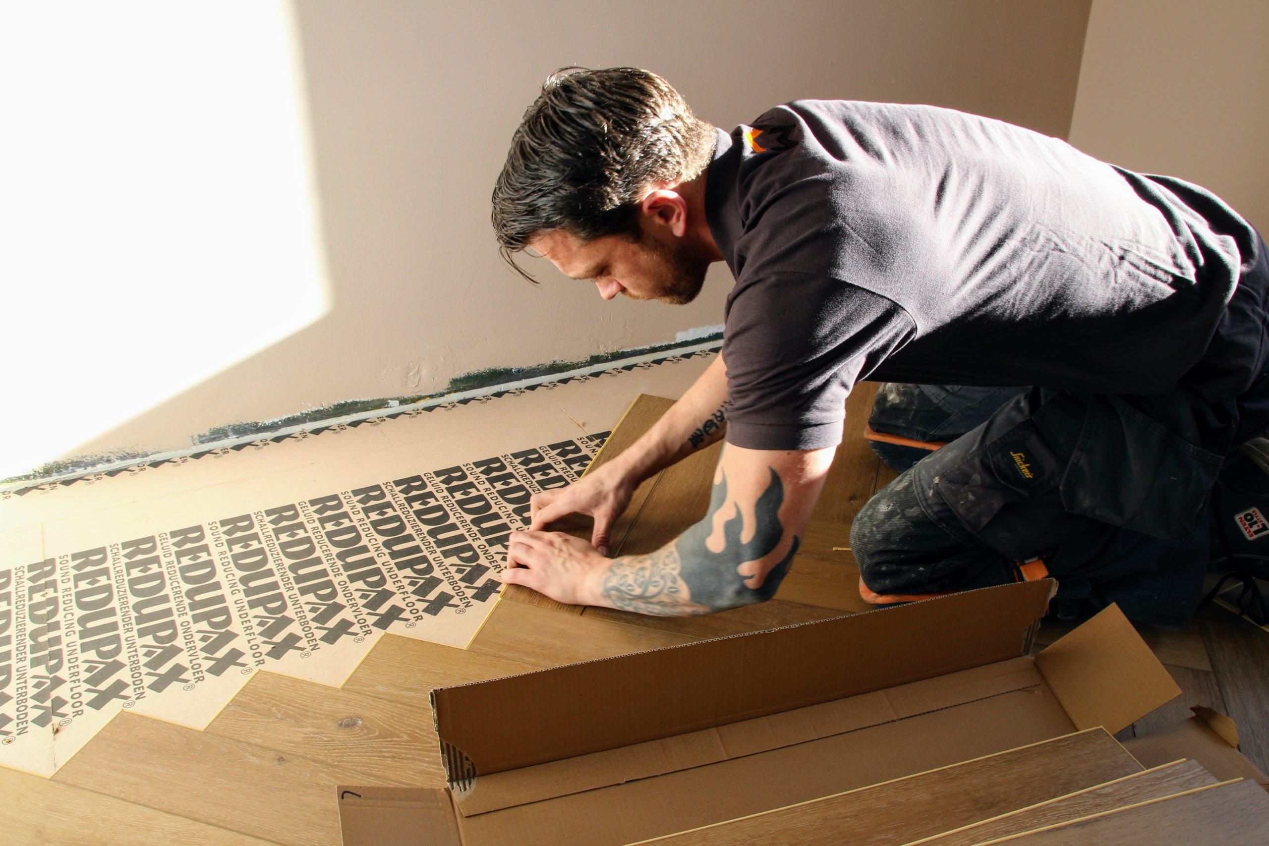 Woonspecialist – vakmanschap – pvc vloer leggen