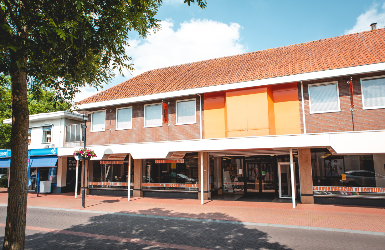 Woonvoordeel Slagharen – woonwinkel – pandfoto
