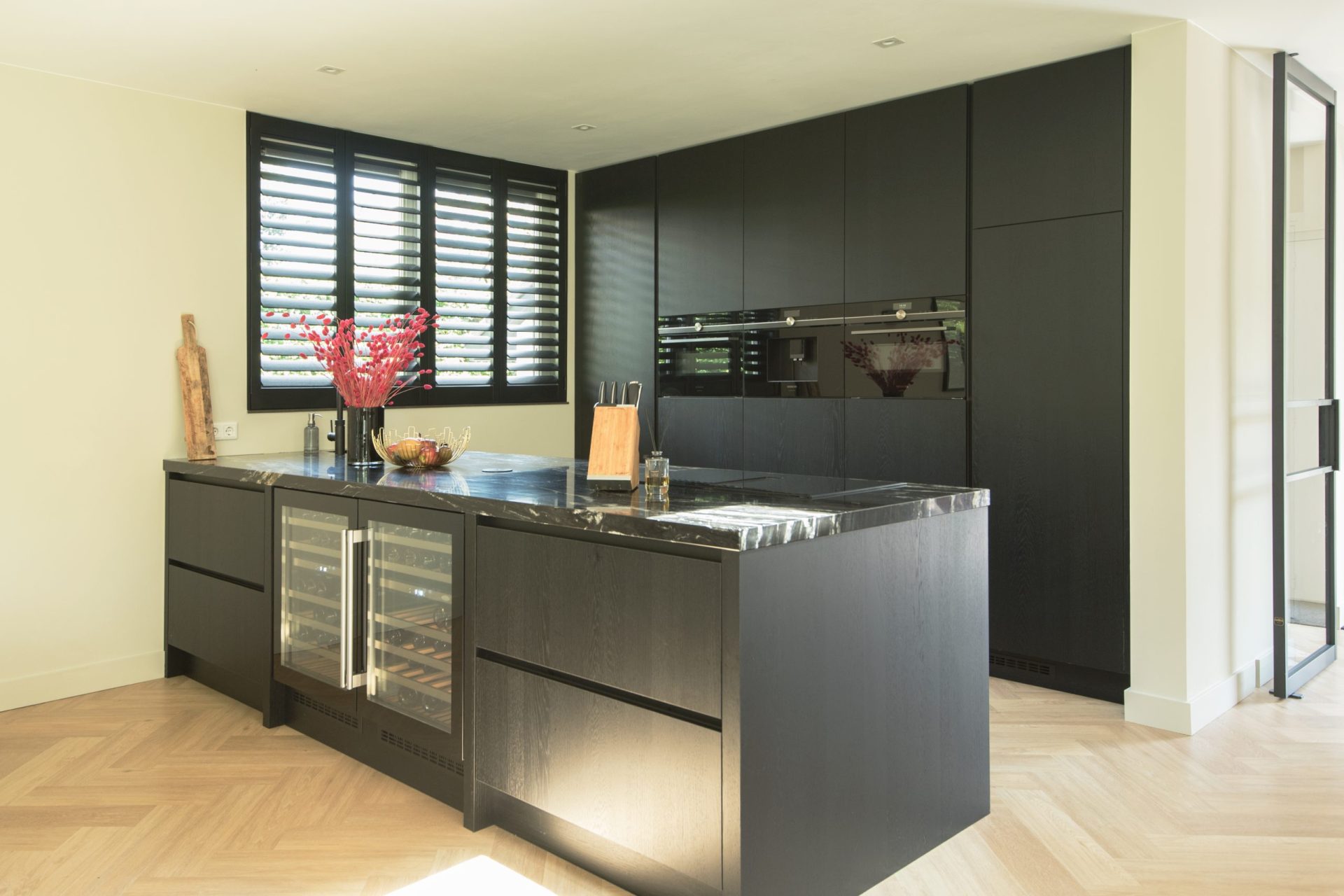 Shutters – blend – zwart – keuken – liggend