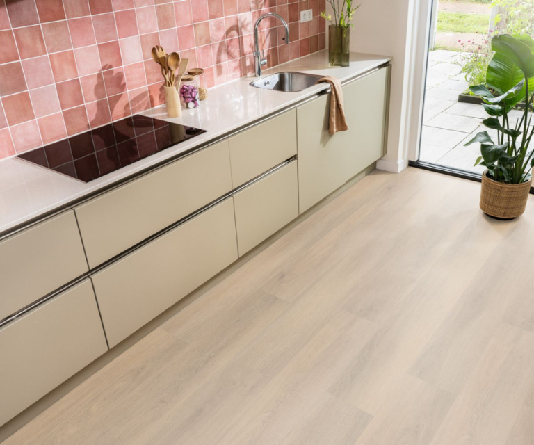 Lavanta blond eiken