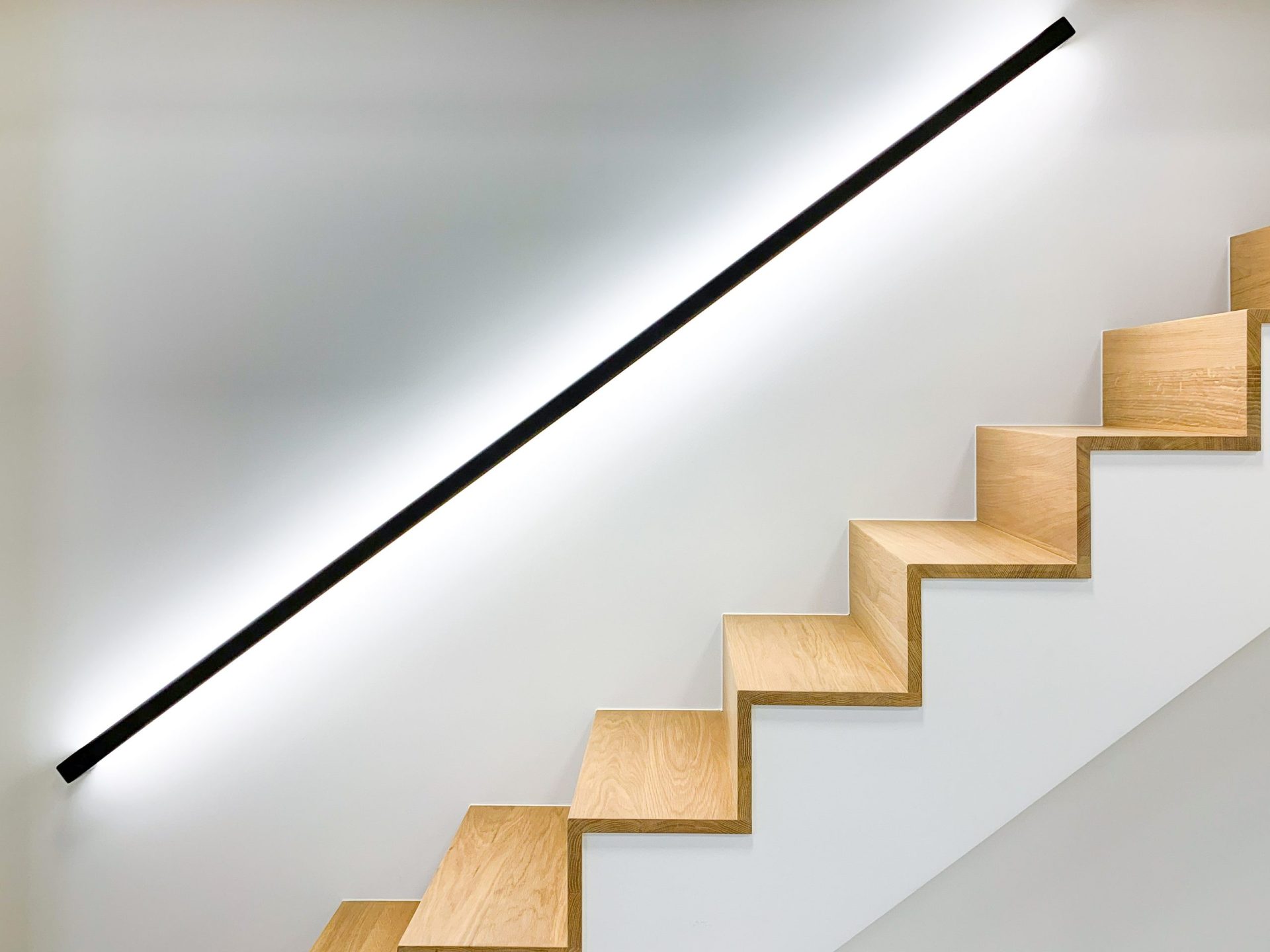 Z-trap met trapleuning met ledverlichting