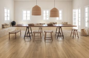 Brushed oak warm natural