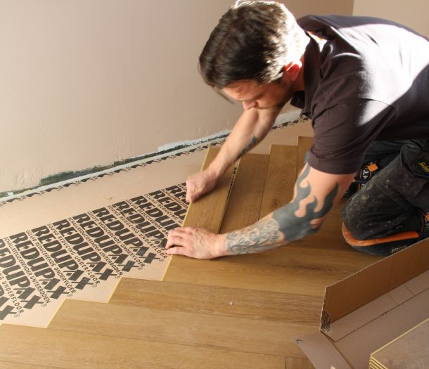 de Woonspecialist – vakmanschap – vloer leggen (5)