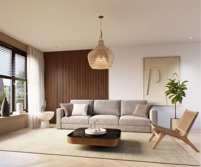 Donker houten wandpanelen in de woonkamer