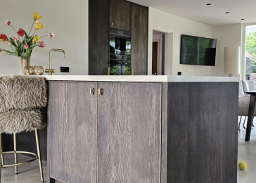 Hello Front keukenrenovatie bij de Woonspecialist - donker bruin