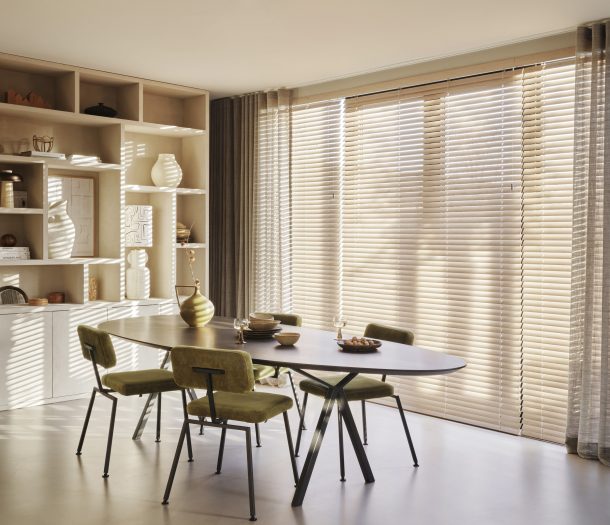 bece® jaloezieën, elektrisch bedienbaar en verkrijgbaar bij de Woonspecialist.
