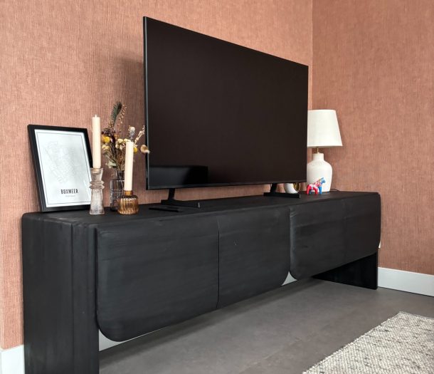 TV-kast op maat met Eijffinger Unify 333207 behang