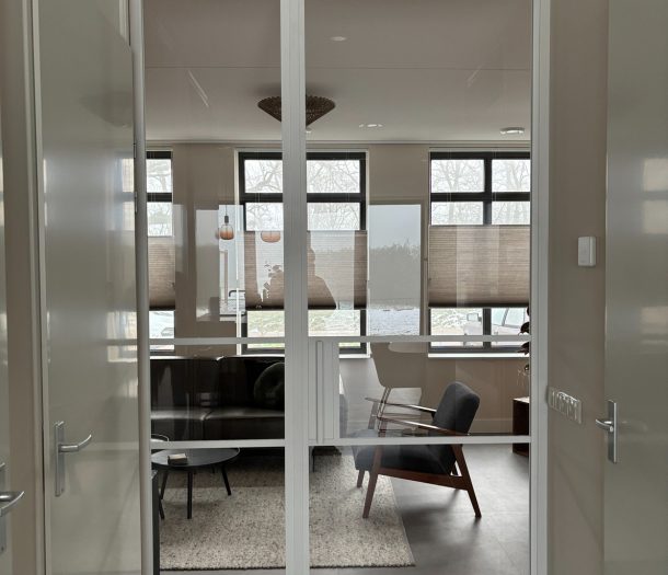 Metal Doors scharnierdeur met vast element (wit, type MEATL500)