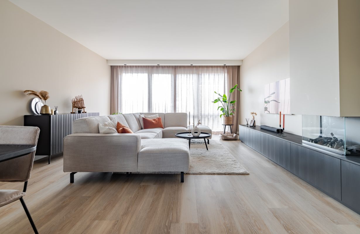 Klein – Vloer – pvc – therdex – donker – liggend – woonkamer – houtlook