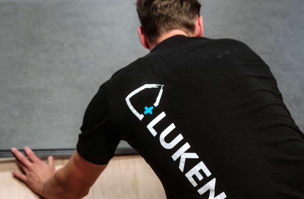Luken wonen en slapen vloer leggen