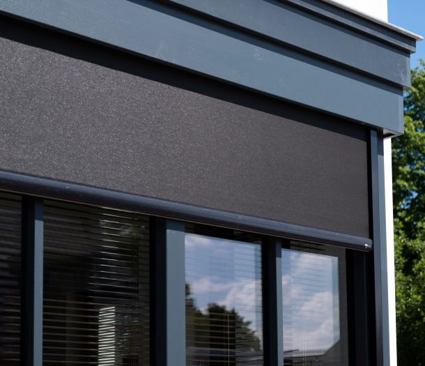 Verandazonwering detail zwart