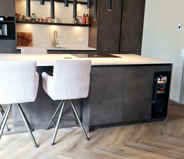 Buitink de Woonspecialist make-over in woning in Deventer keuken vloer