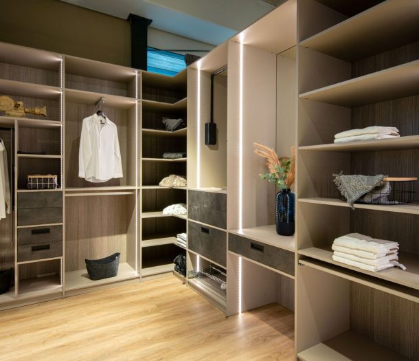 Inloopkast op maat showmodel in winkel
