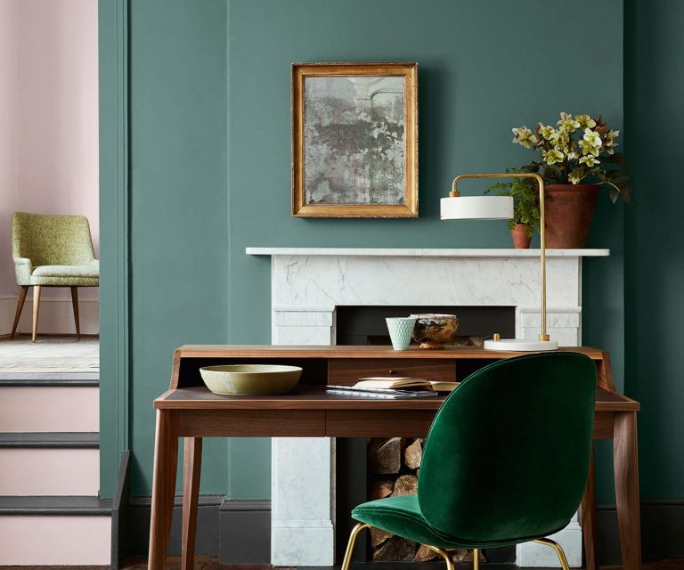 Little Greene kantoor in kleuren Pleat 280, Aquamarine Mid 284