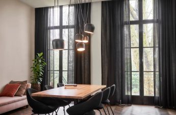Artelux Salie, inbetween